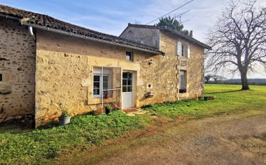 Un des bâtiments de la ferme Emmaüs de Maisoncelle