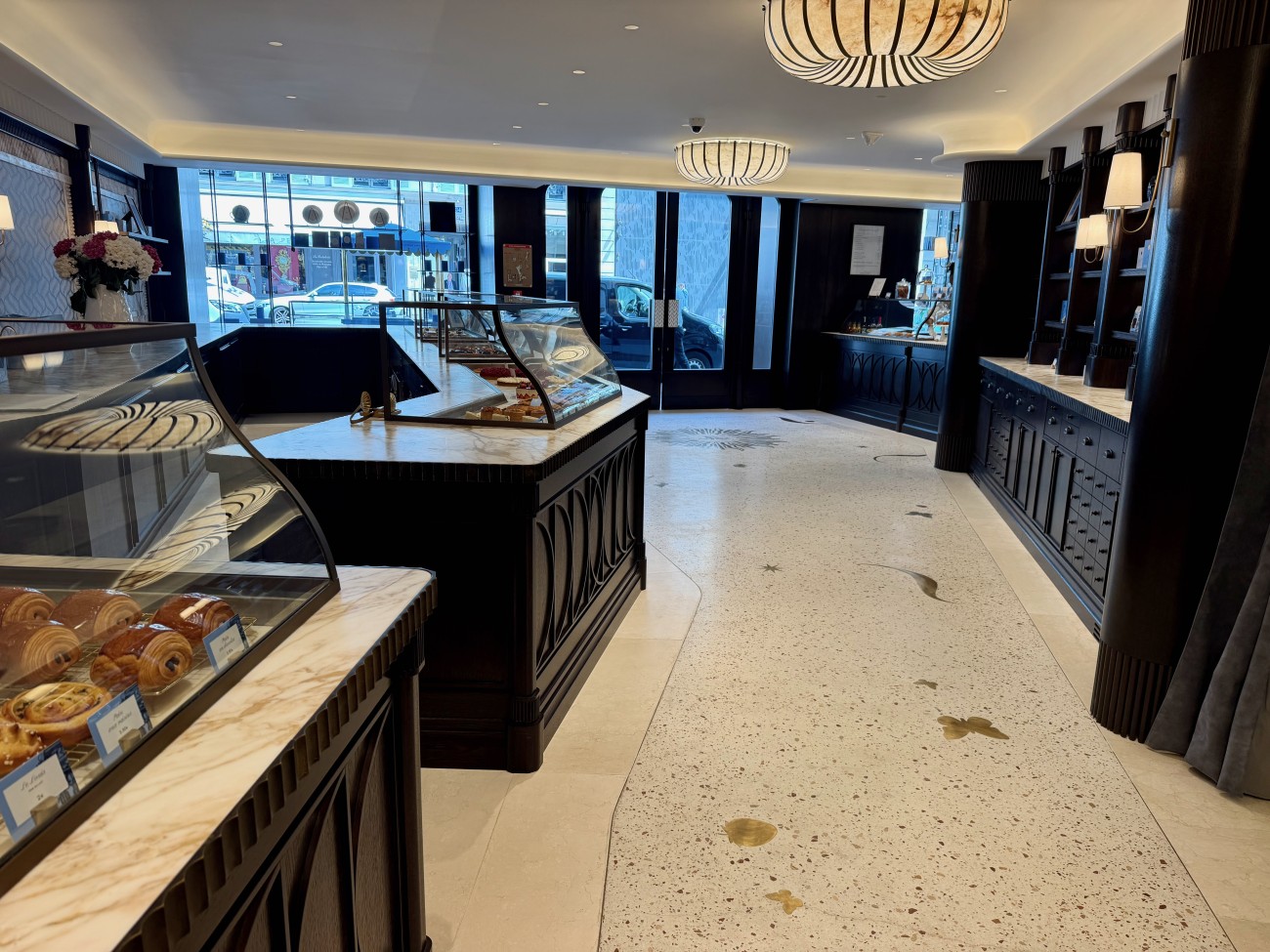 Vue d'ensemble de la boutique Dalloyau